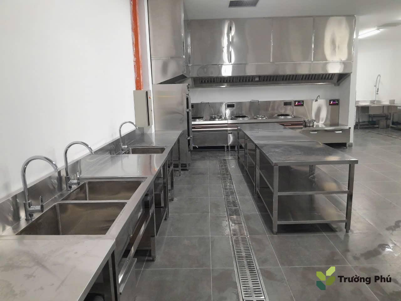 Chậu rửa chén Trường Phú tại công trình bếp nhà máy Karcher Việt Nam