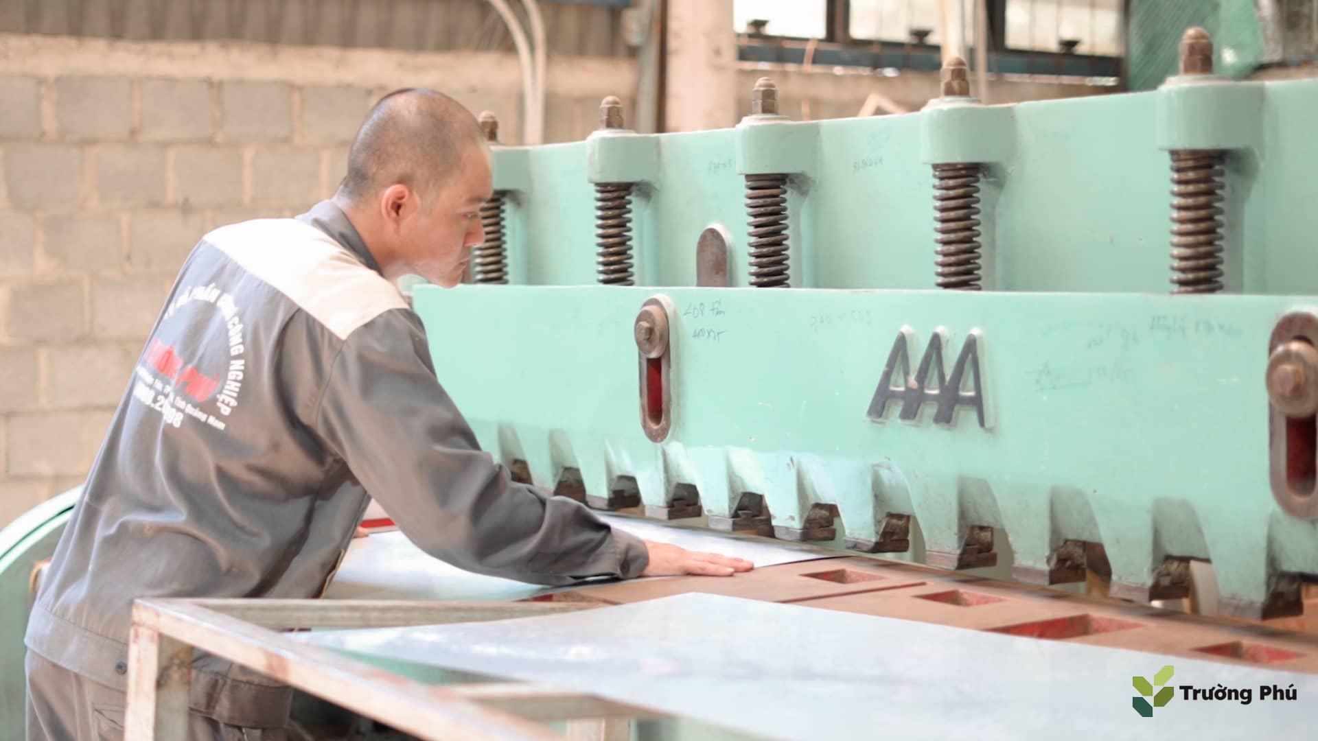 Hình ảnh gia công chi tiết máy của Trường Phú