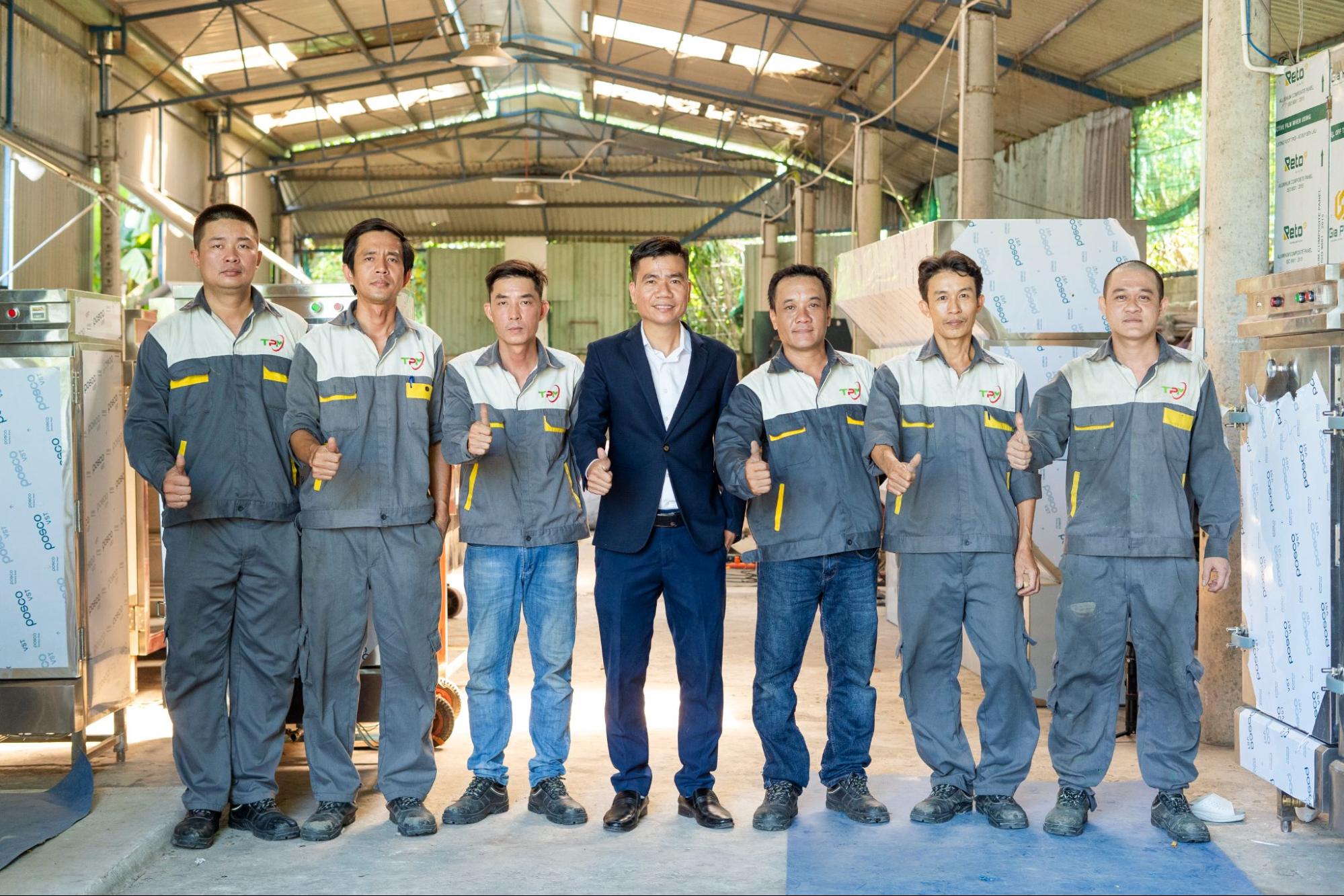 Trường Phú nhận gia công chi tiết cơ khí chính xác theo bản vẽ 2D và 3D